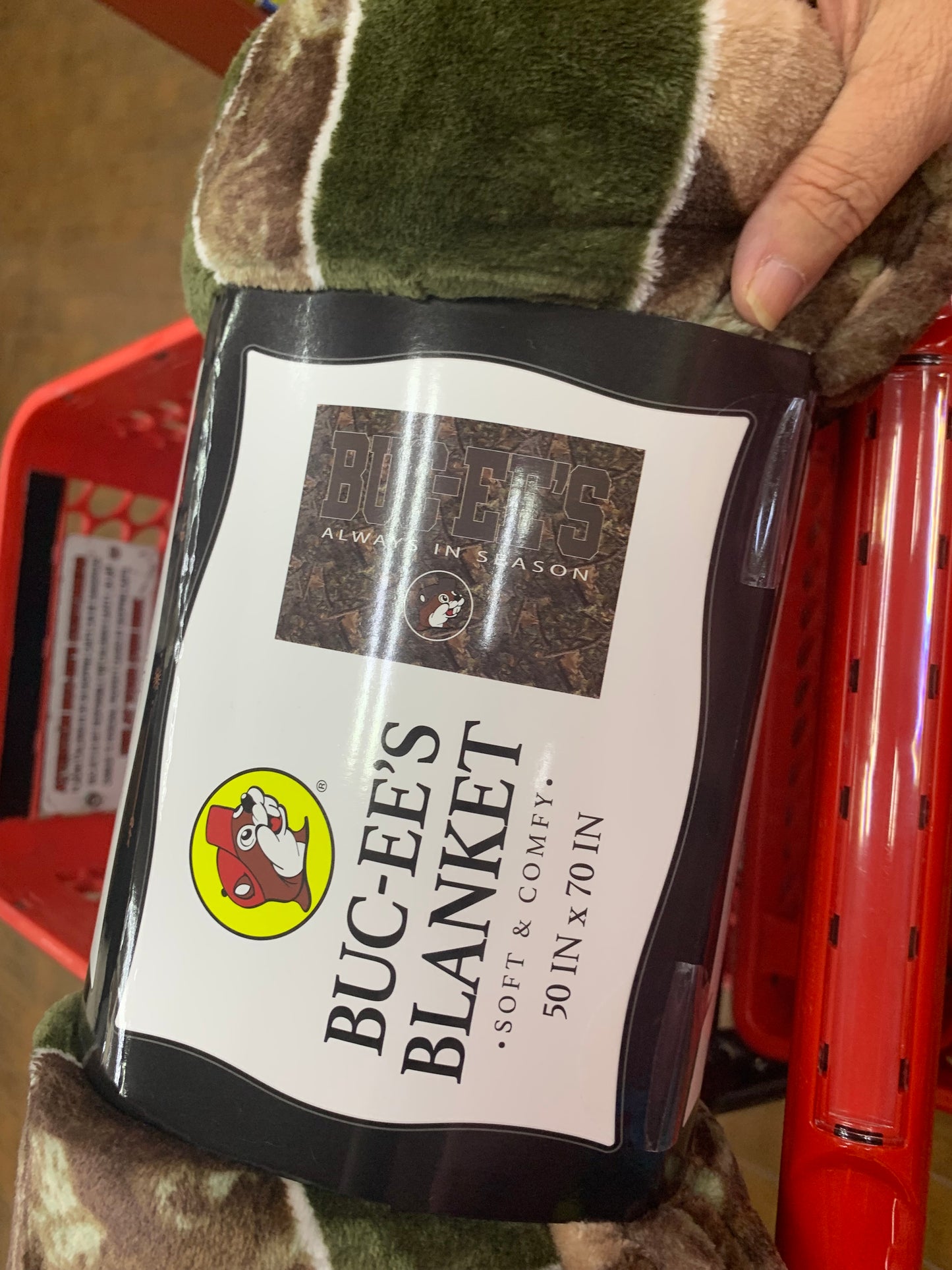 Bucees 50”x 70” Camouflage Blanket Bucee Beaver