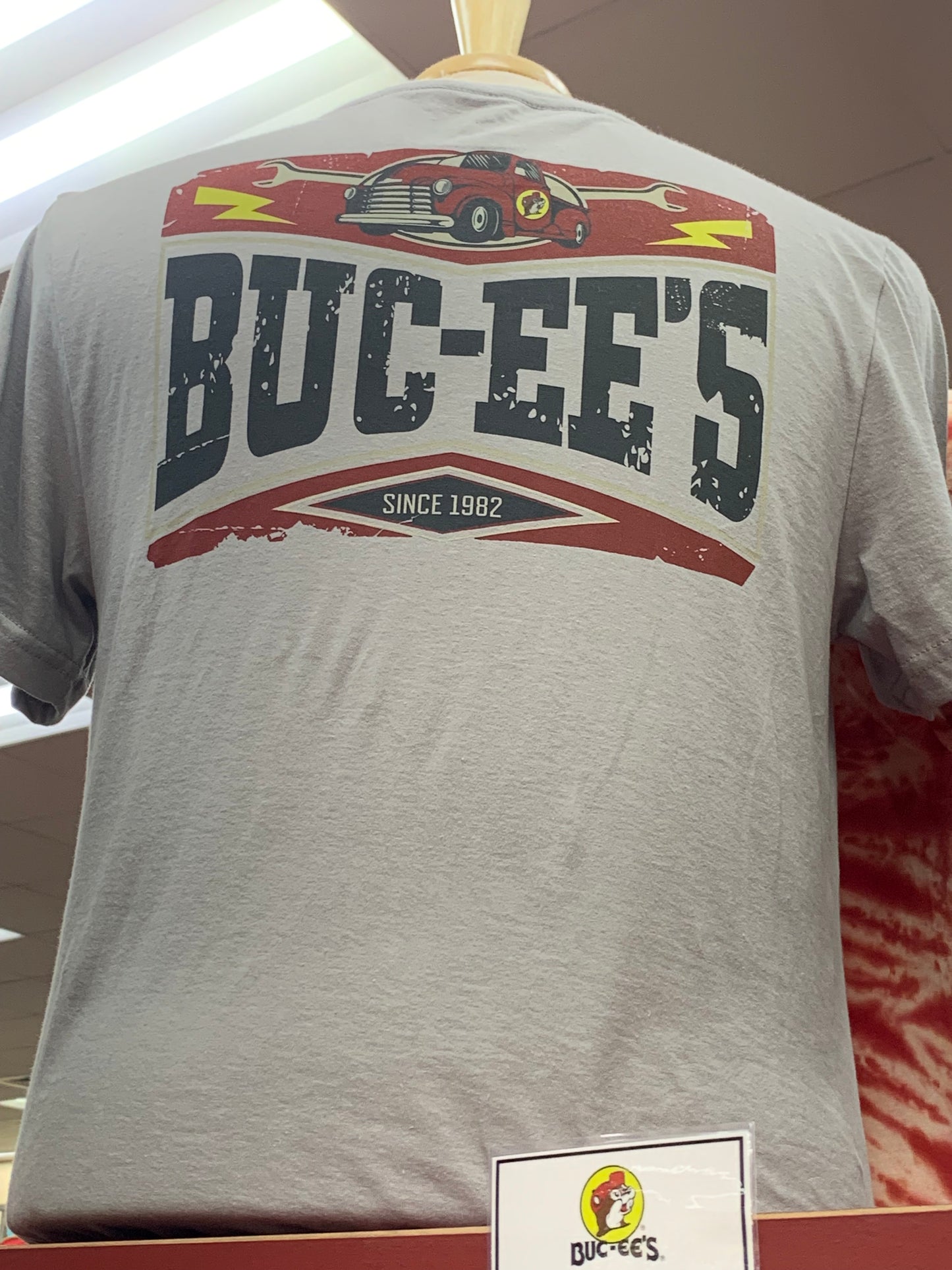 Buc-ees Grey Vintage Red Truck T-Shirt Sm-3XLarge