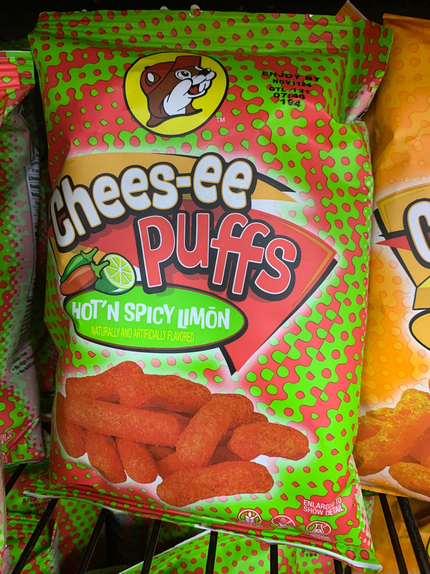 Buc-ees Chees-ee Puffs Hot n Spicy 4 oz Bag