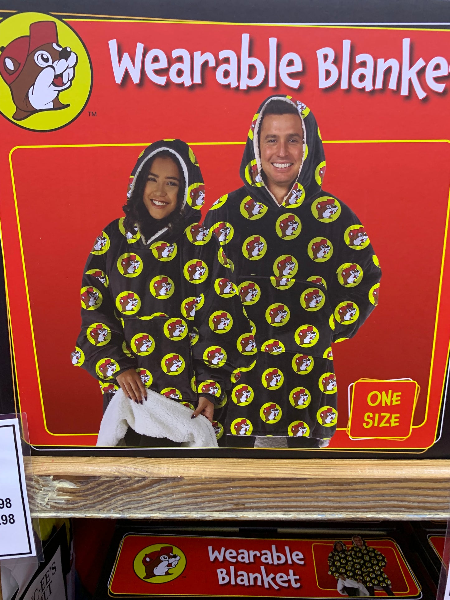 Buc-ees Black Wearable Blanket with Buc-ees Emblem- One Size Fits All, Perfect for Game Day!