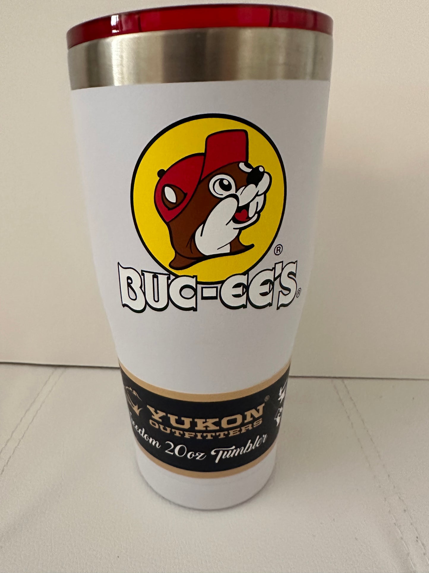 Buc-ees Yukon Outfitters 20oz White Tumbler with Lid